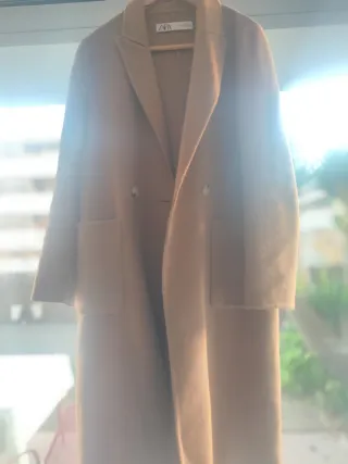 Abrigo Zara Beige