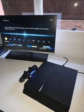 PS4 CUH-1216A 500GB + Mando + 5 Juegos