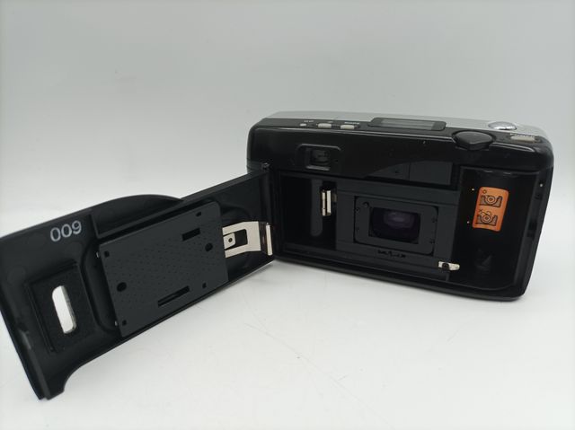 Vivitar 357PZ 35mm Cámara Analógica