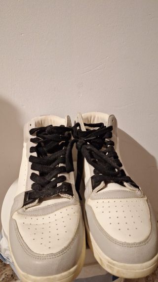 Zapatillas Pull&Bear altas grises y blancas