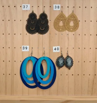 Orecchini da donna – 3€ al paio