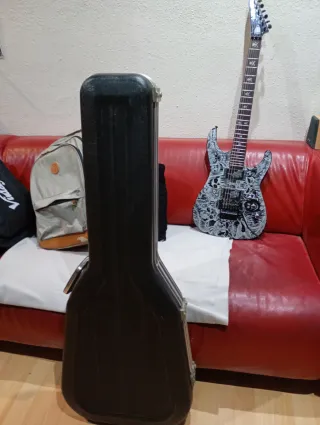 Guitarra LTD Kirk Hammett