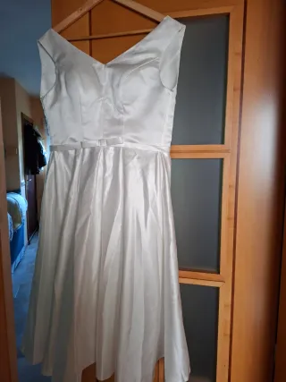Vestido blanco elegante