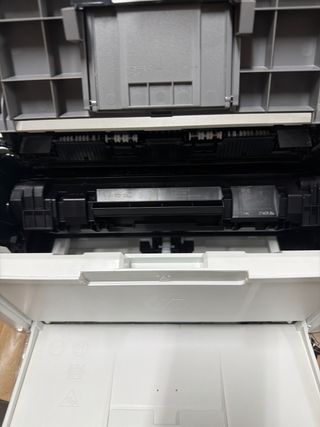 Impresora HP LaserJet M110w 7MD66F Monocromática