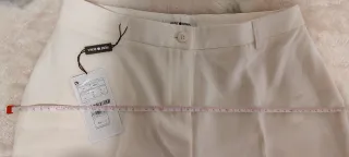 Pantalón pata ancha Talla M, CON ETIQUETA