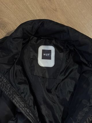 Abrigo HUF Negro
