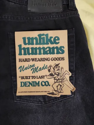 Tejano corto Baggy negro Unlike Humans