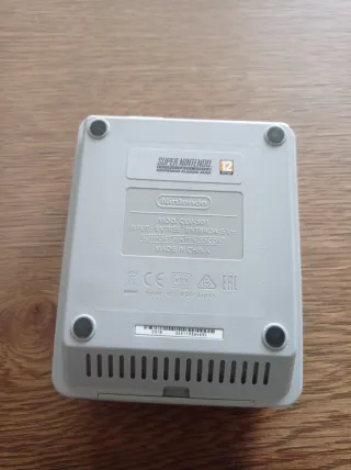 Nintendo Super Nintendo Mini Gris