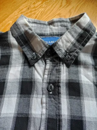 Camisa de cuadros blanco y negro