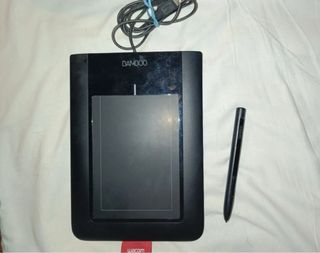 mouse e tastiera( più tavoletta grafica)