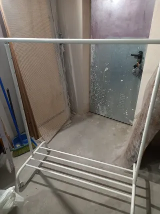 Burro perchero ropa metal blanco