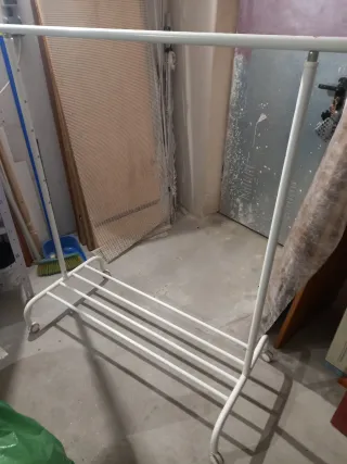 Burro perchero ropa metal blanco