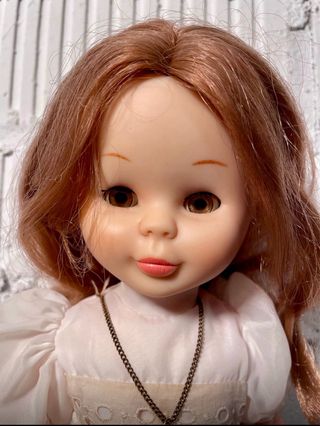 NANCY FAMOSA. AÑOS 70. COMUNIÓN.