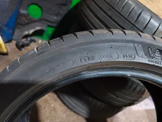 2 Neumáticos Michelin 225/45ZR19