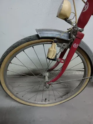 Bicicleta Clásica BH Roja
