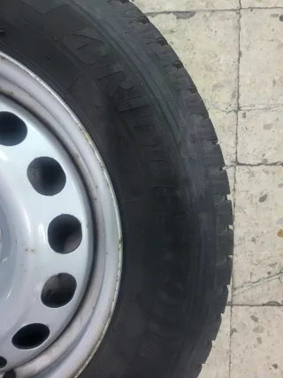 Llanta Michelin 215/65R16C Furgoneta