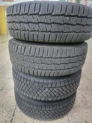 Llanta Michelin 215/65R16C Furgoneta