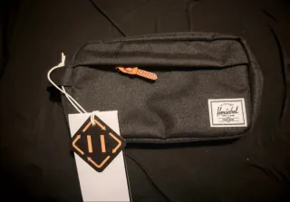 Neceser Herschel Chapter Negro y Marrón