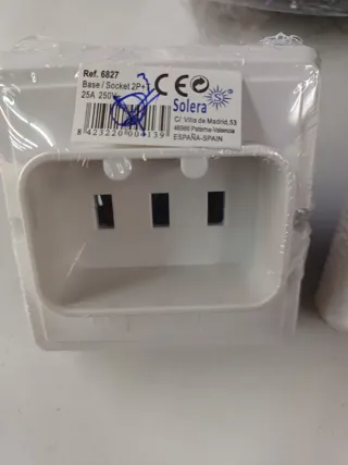 Enchufe Bipolar Blanco