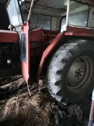 Tractor Motransa 652 e Araos lacasta renault super