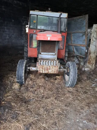 Tractor Motransa 652 e Araos lacasta renault super