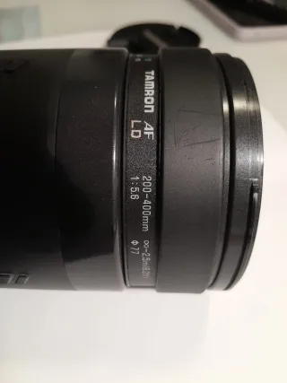 Tamron AF 200-400mm f/5.6 LD Objetivo