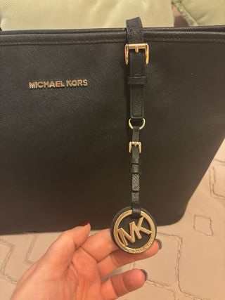 Bolso Michael Kors Negro y Dorado