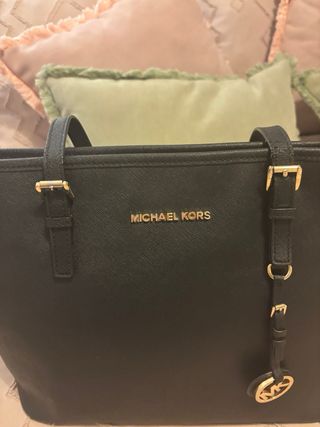 Bolso Michael Kors Negro y Dorado