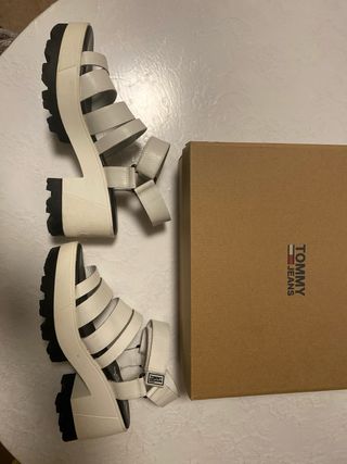 Sandalias TOMMY JEANS Blancas