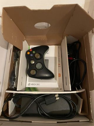 Xbox 360 Slim + 15 Juegos