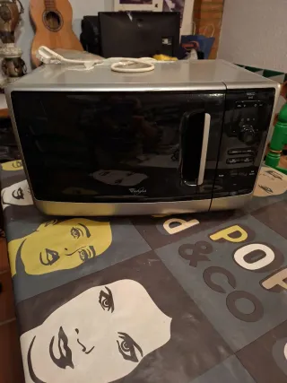 Microondas con grill Whirlpool