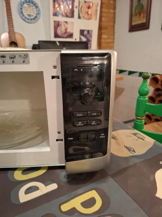 Microondas con grill Whirlpool