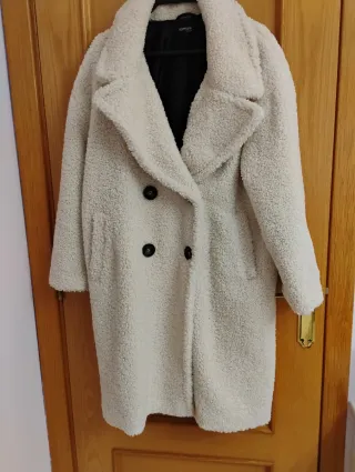 Abrigo rizo blanco roto mujer