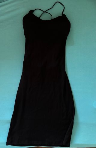 Vestito nero schiena scoperta con intrecci