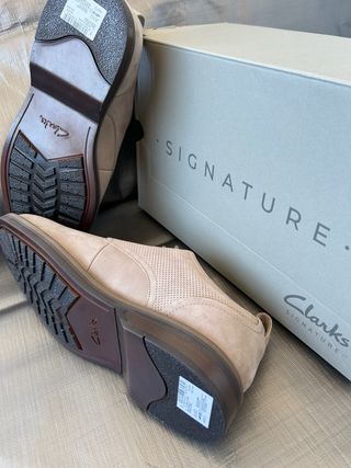 Zapatos Clarks Beige Hombre
