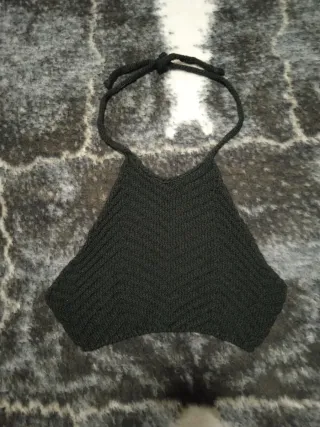 Top de punto negro halter TS