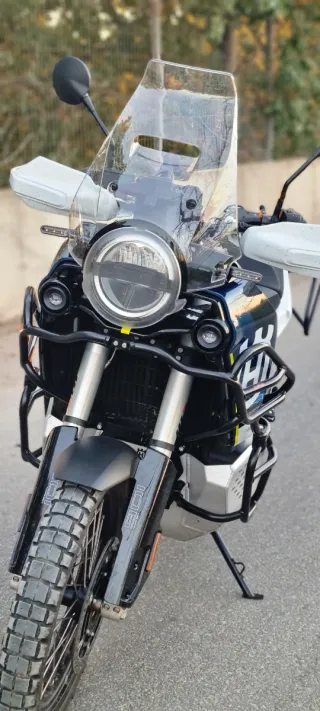 Husqvarna Norden Expedition 901