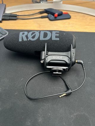 Microfone RØDE Videomic Pro+