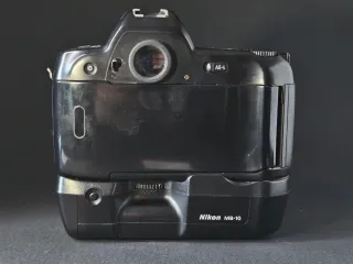 Nikon F90X Cámara Analógica Negra