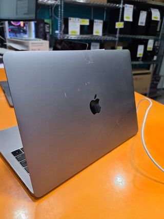MacBook Pro 13 i7 16GB RAM 500GB SSD
