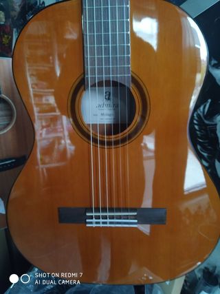 (Nueva) Guitarra Admira Malaga