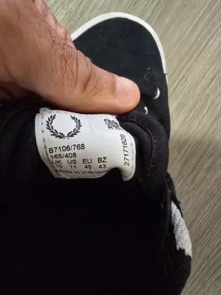 Zapatillas Fred Perry Negras y Blancas