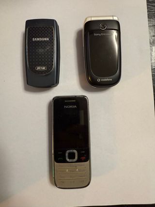 Lotto 3 telefoni cellulari vintage