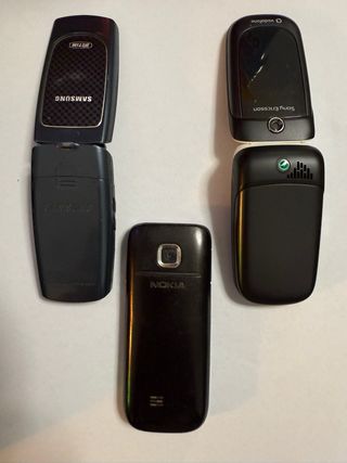 Lotto 3 telefoni cellulari vintage