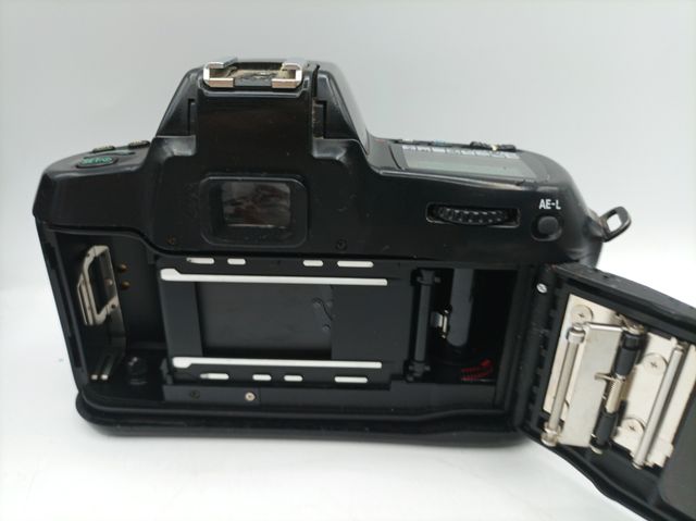 Cámara analógica Nikon F70