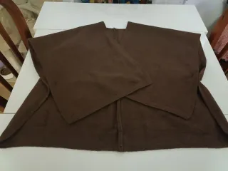 Chaqueta tipo poncho marrón