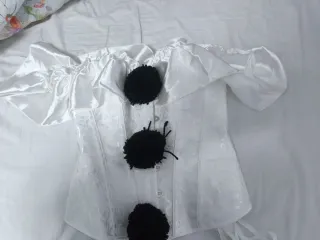 Vestido payaso pierrot blanco y negro con medias