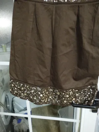 Vestido marrón con lentejuelas de Blanco