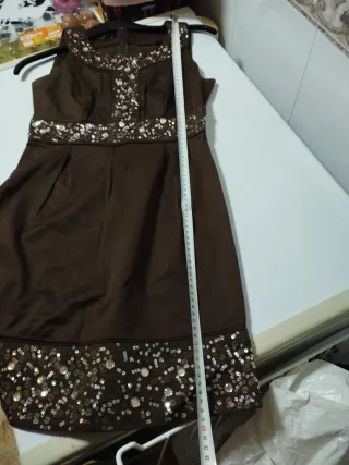 Vestido marrón con lentejuelas de Blanco