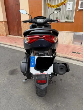 Yamaha NMAX 125cc